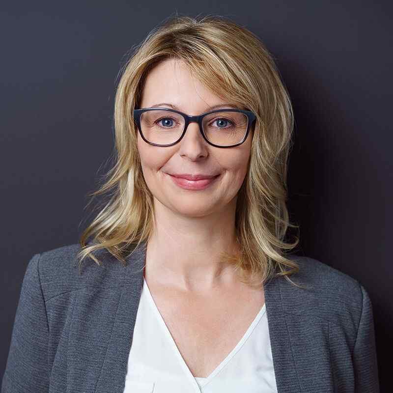 https://bayanalmana.com/wp-content/uploads/2019/10/image_team_08.jpg