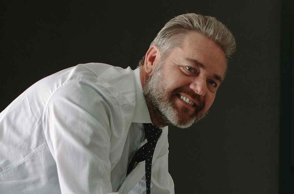 https://bayanalmana.com/wp-content/uploads/2019/10/our_team_01.jpg